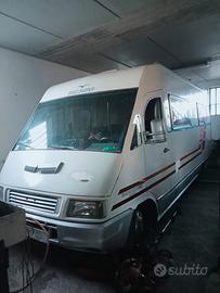 Camper Motorhome 2500CC