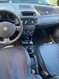 Fiat punto per pezzi di ricambio-  NON funzionante