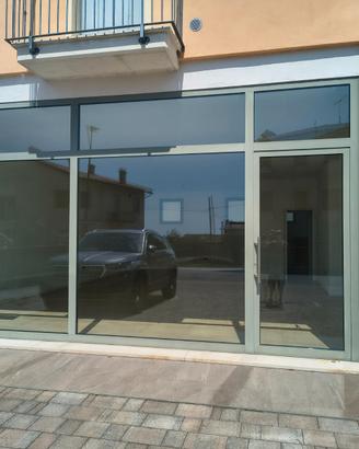 Locale Comm./studio a Pieve del Gr. (Crespano)