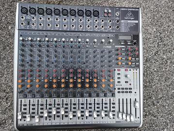Mixer Beringher xenyx qx2442 usb