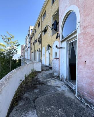 MONOLOCALE A NUORO