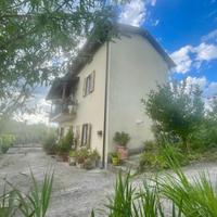 LA TUA CASA NEL VERDE CON PANORAMA DA SOGNO!