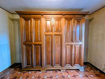 Armadio 6 ante in stile classico in legno massello