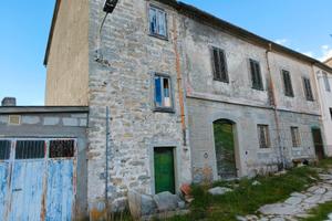 Rustico con terreno