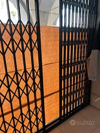 Cancello scorrevole per Negozio