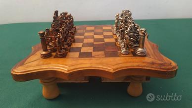 SCACCHIERA ARTIGIANALE ULIVO - SCACCHI METALLO