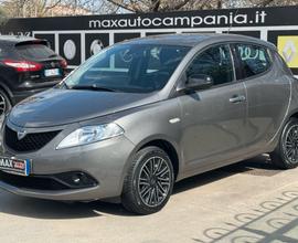 Lancia Ypsilon 1.2 69 CV 5 porte Gold b-gpl