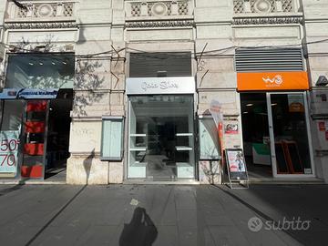 PRATI - Locale commerciale
