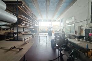 Capannone + Appartamento arredato + Campo da PADEL