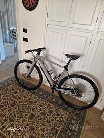 Canyon Gravel ebike assistita 