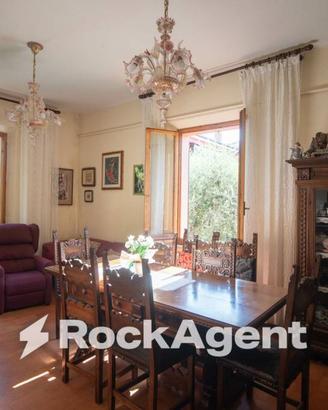Villa di 238 m² con più di 5 locali a Fano