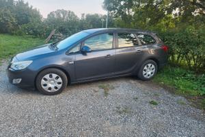 Opel Astra Sports Tourer 2011 - Perfetta per famig