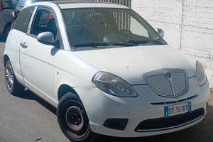 Lancia ypsilon 1.3 multijet