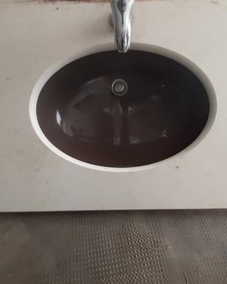 Lavandino per bagno