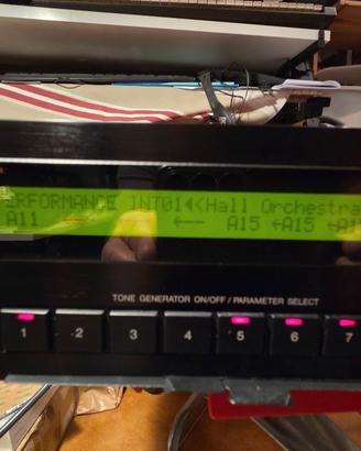 Yamaha TX802-Revisionato Full Recap + Battery Mod