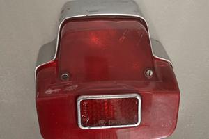 Fanale posteriore vespa 125/gt/150 super/ sprint