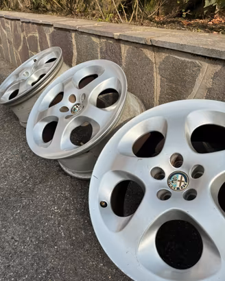 4 cerchi per Alfaromeo del 17’