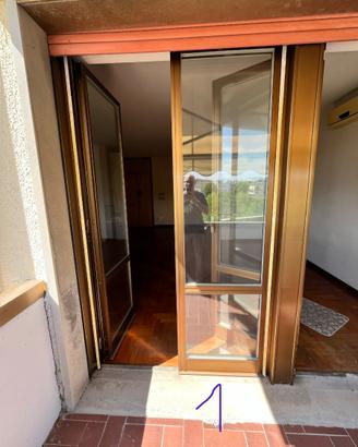 Finestre in alluminio con doppi vetri
