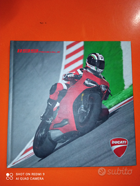 Brochure ducati Panigale, multistrada, monster