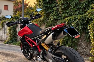 Ducati Hypermotard 950