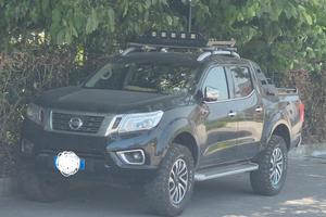 Nissan navara np300