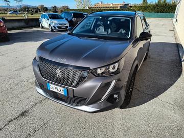 Peugeot 2008 BlueHDi 130 S&S EAT8 Allure