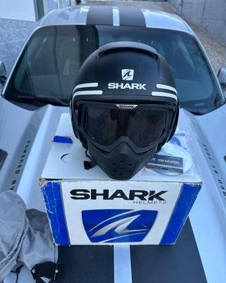Casco jet shark raw 72