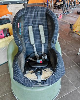 segriolino auto danneggiato