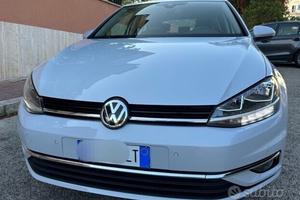 Volkswagen Golf 1.6 TDI unico proprietario garanzi