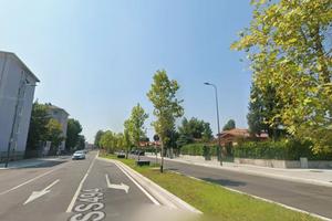 Bilocale con balcone a due passi da MM4 -Gelsomini