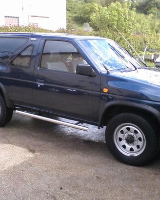 nissan terrano 1