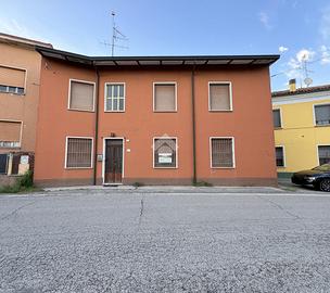 CASA SEMINDIPENDENTE A MOTTEGGIANA