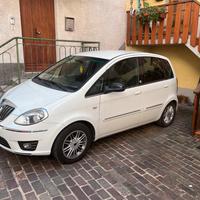 Lancia Y 1.4 gpl del 2011