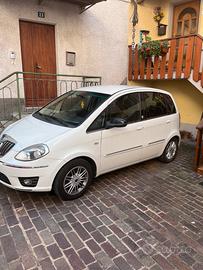 Lancia Y 1.4 gpl del 2011