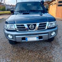 nissan patrol gr y61 3.0 