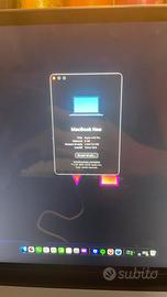 Macbook neo da 256 giga  con 2anni di garanz