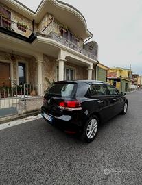 VOLKSWAGEN GOLF 6