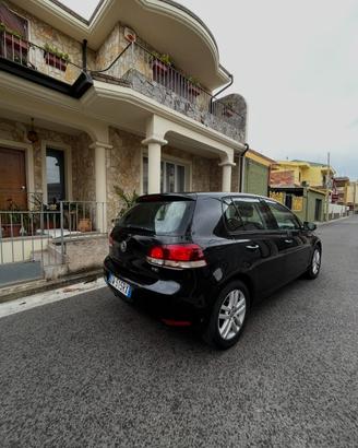 VOLKSWAGEN GOLF 6