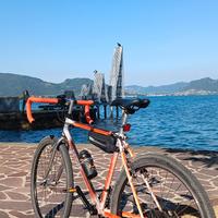 Gravel in acciaio