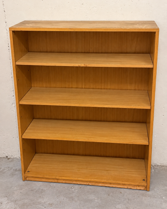 Libreria color legno con 4 vani