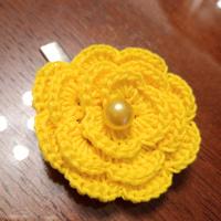 molletta handmade fiore giallo 