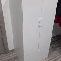 Armadi 121 cm x 60 cm