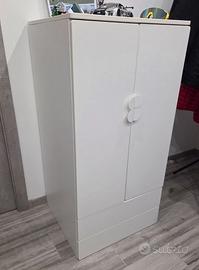 Armadi 121 cm x 60 cm