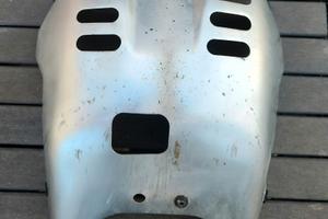 Kawasaki KLE 500 - Scudo motore