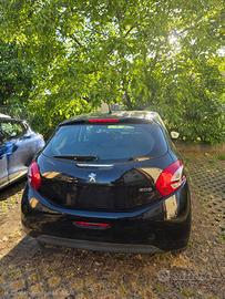 Peugeot 208 1.2 Benzina 60kW Distribuzione Nuova