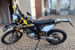 Moto rienju 125 marathon pro