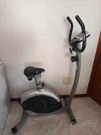 Cyclette DOMYOS modello VM 630 CARDIOFITNESS.