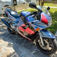 CBR 600 F