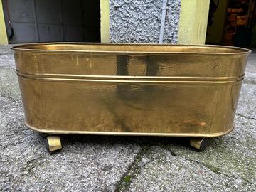 Fioriera ovale in ottone