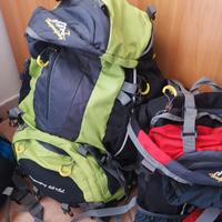 zaini da scout o campeggio o gita